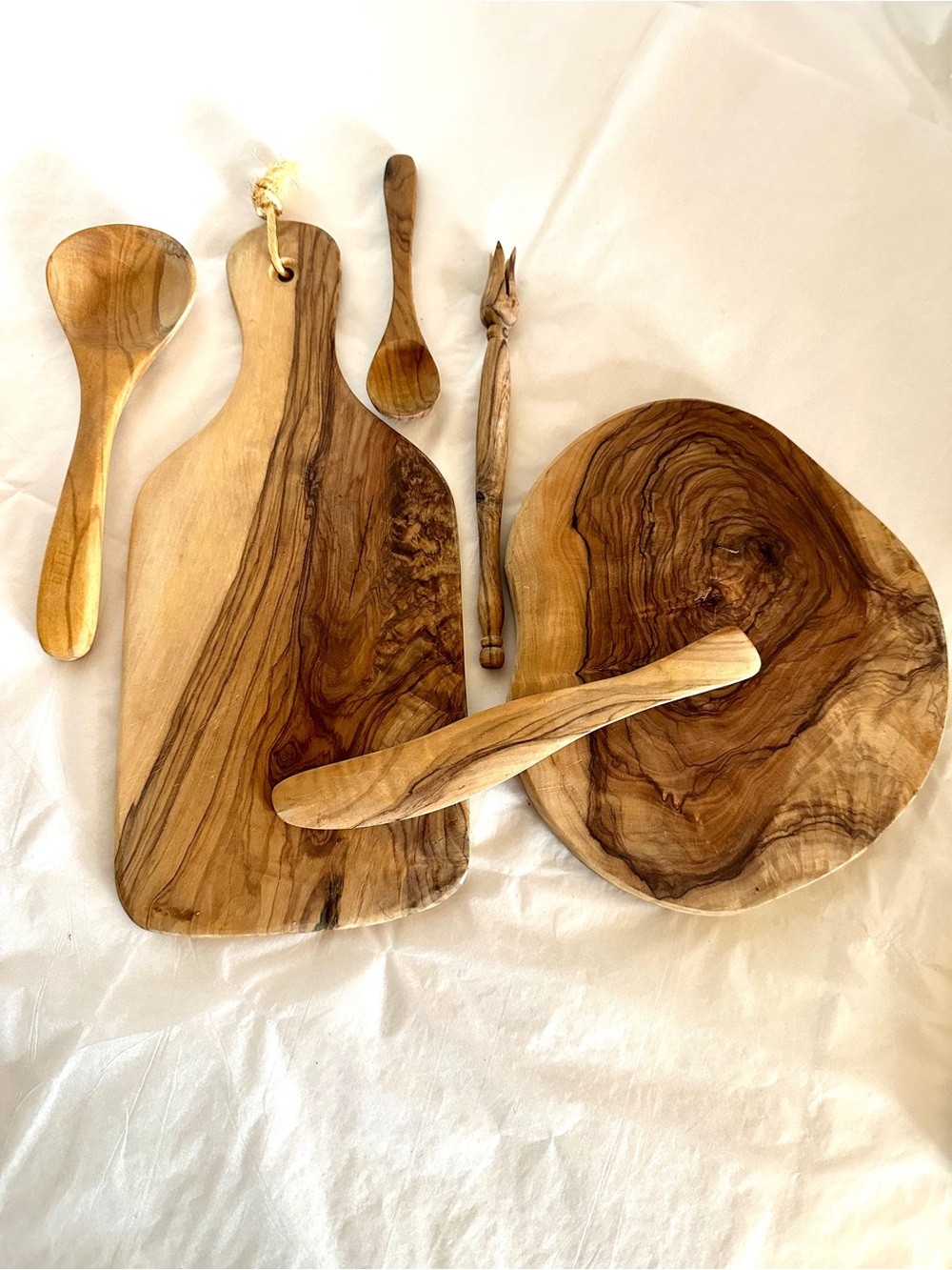 Handcrafted Olive Wood Serving Board & Utensil Set - Natural Brown - 6 piece set
